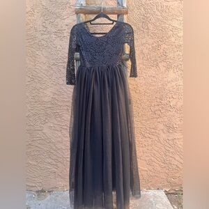 Elegant Black Lace Evening Gown